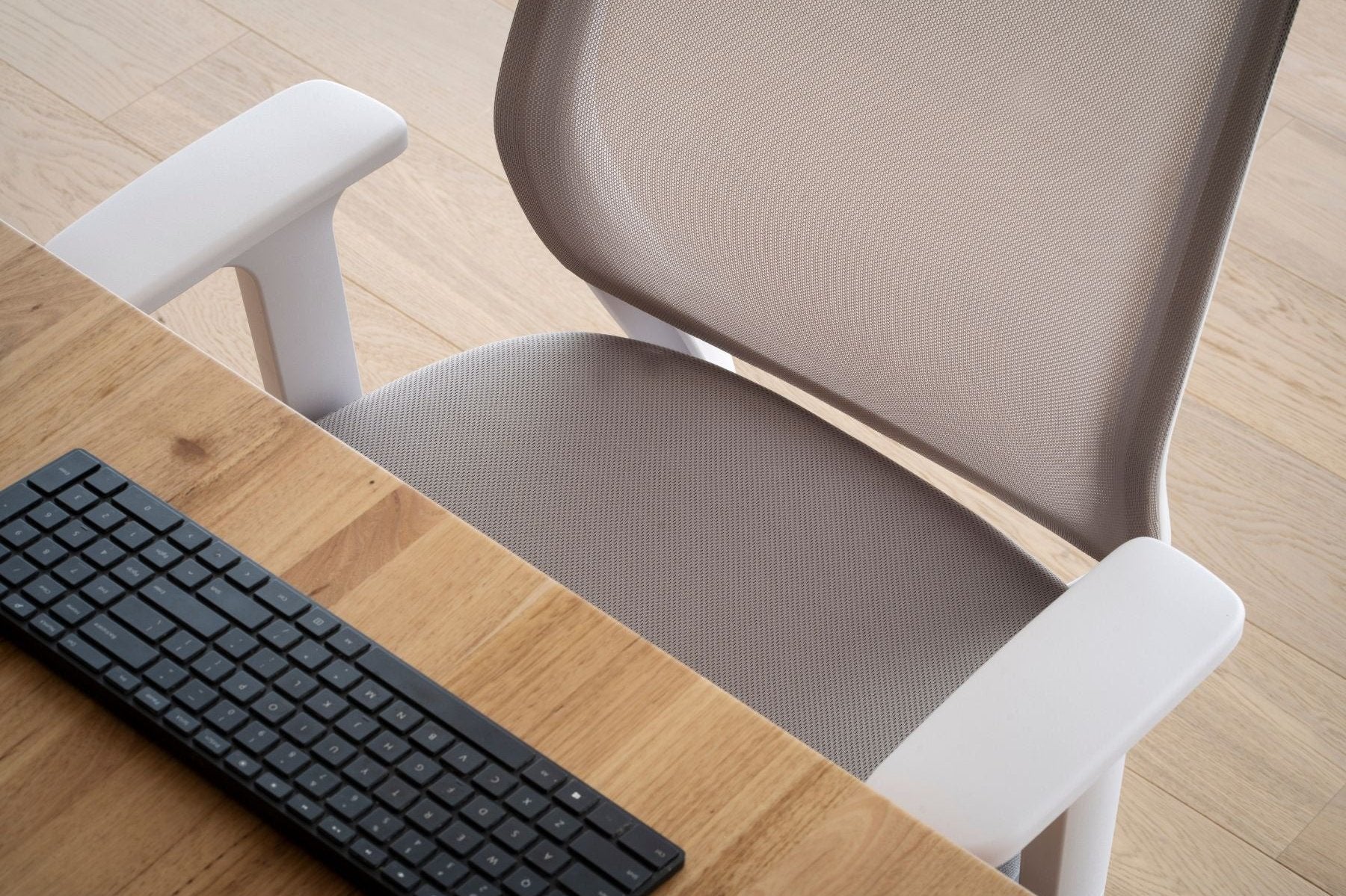 Oscar Office Chair | White Grey