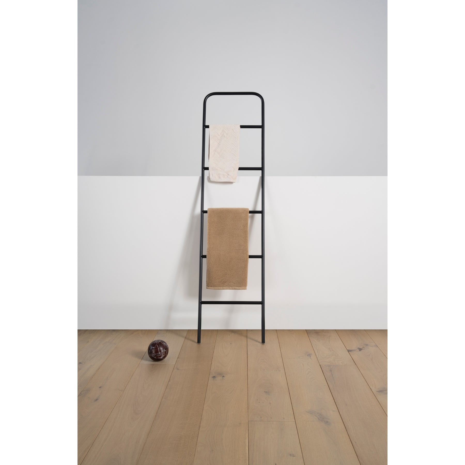 scala storage ladder black#colour_black