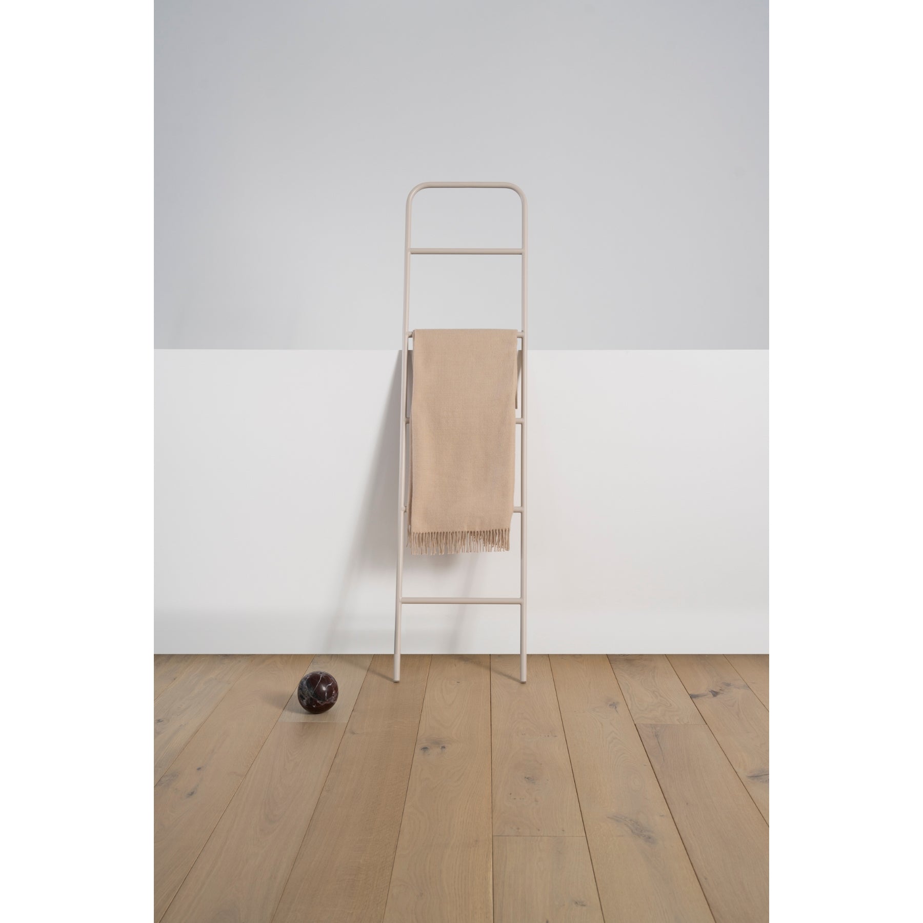 Scala Storage Ladder | Cream Sand