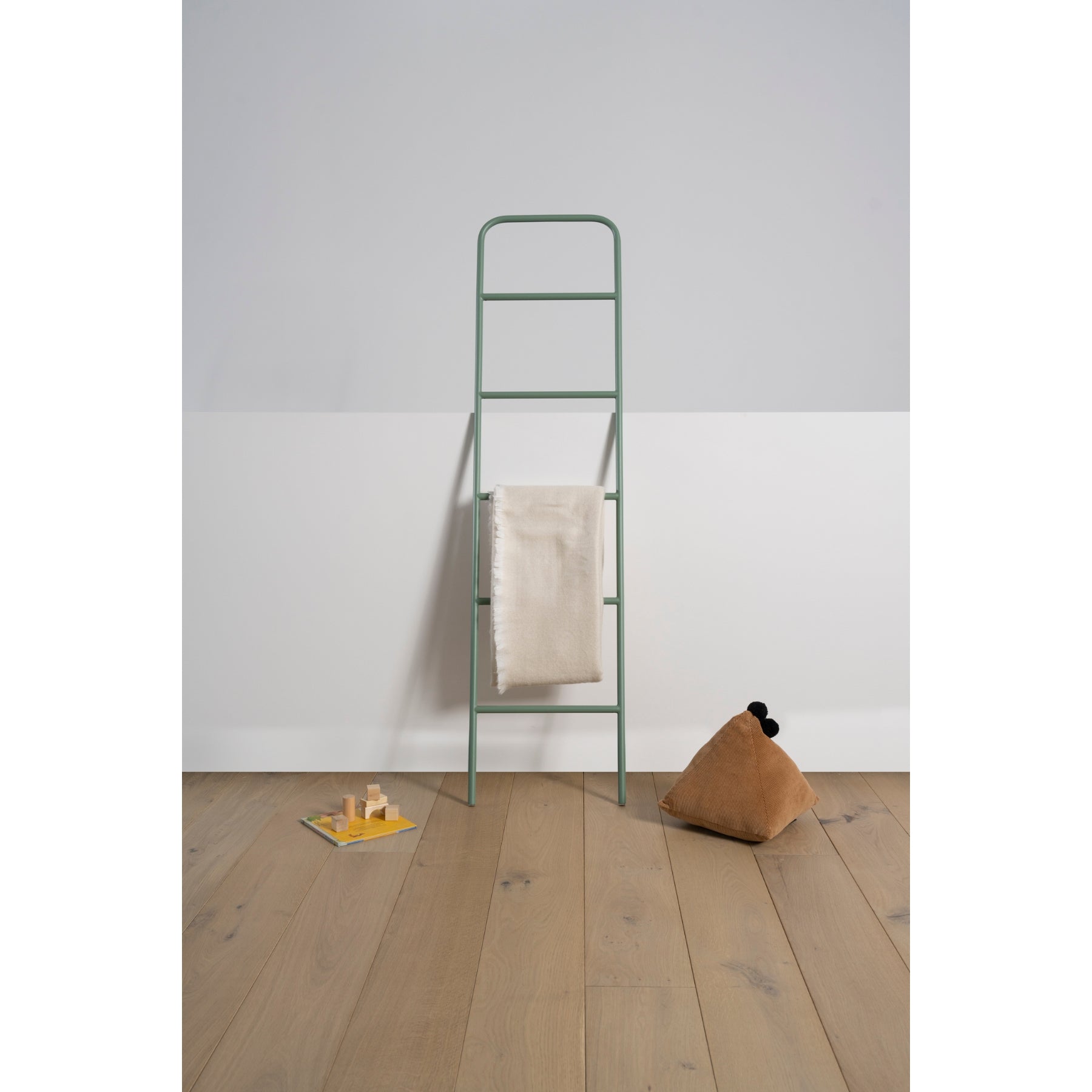 scala storage ladder green#colour_green