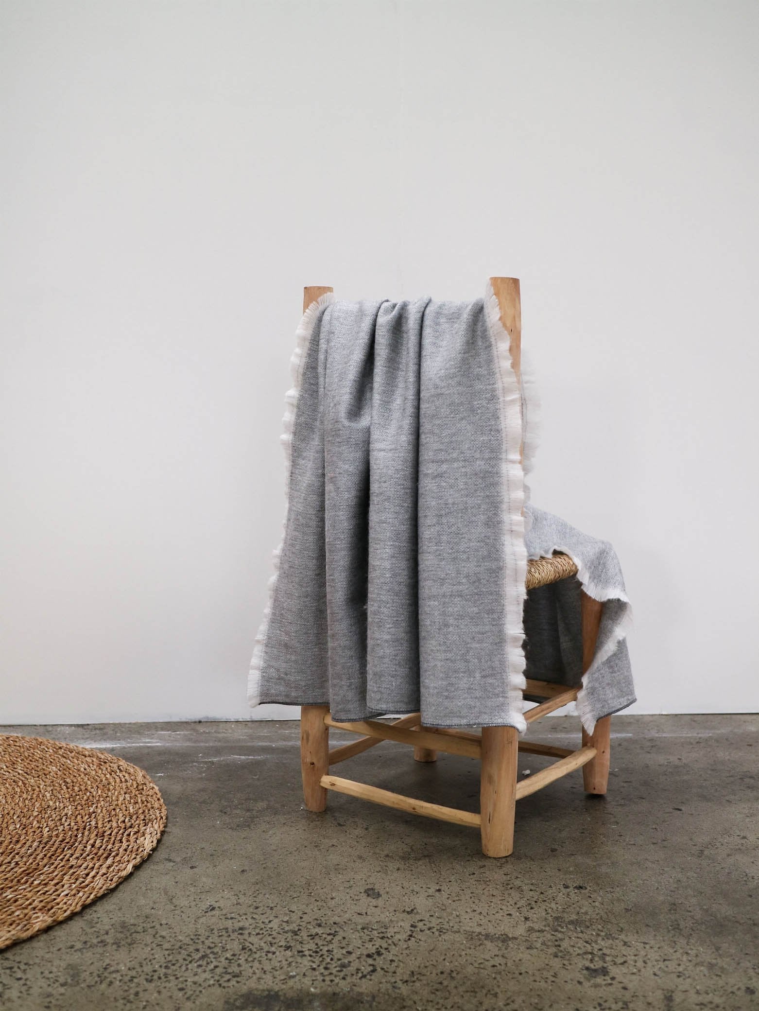 Fringed Throw | Grey - agos - co