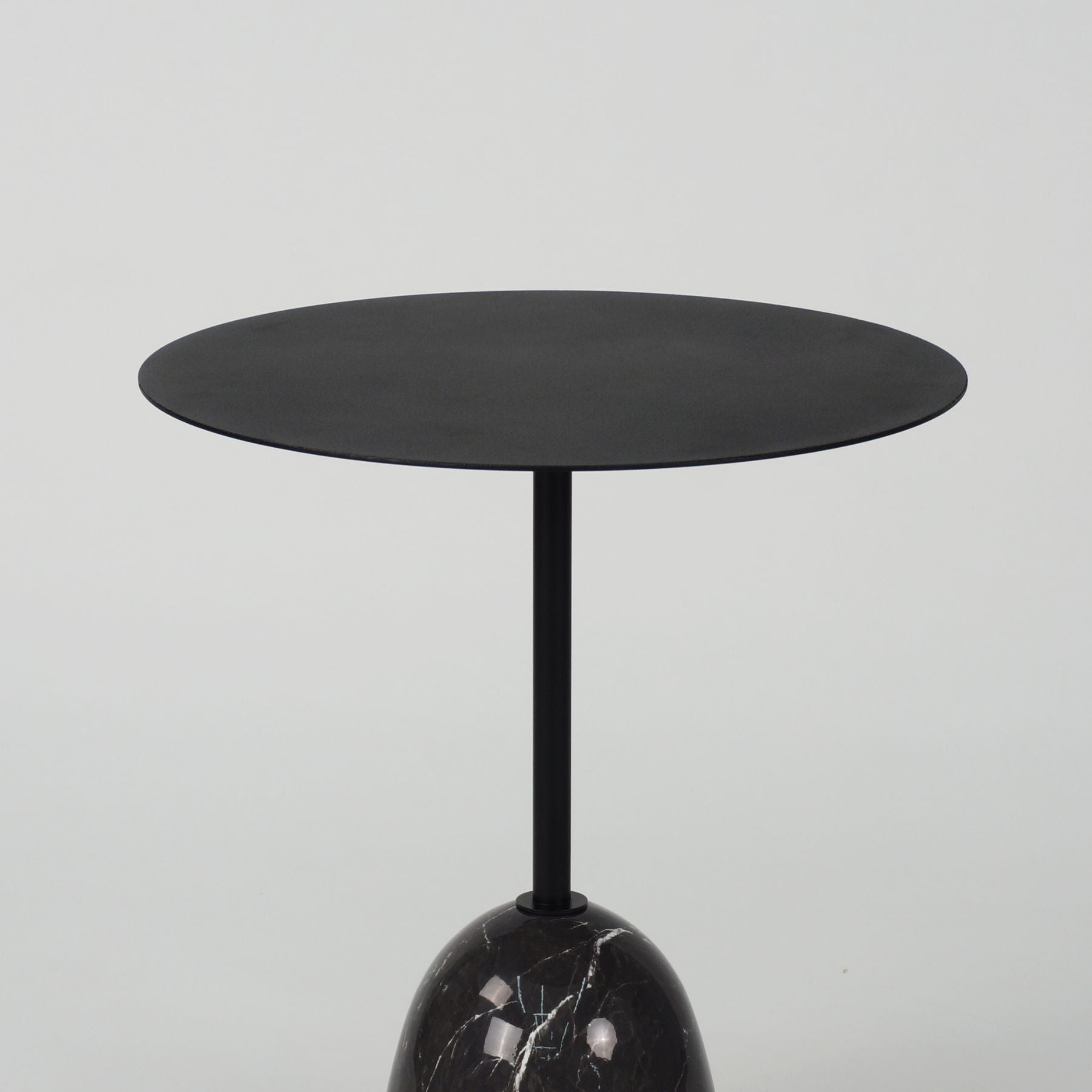 tomi black marble side table#colour_black-marble