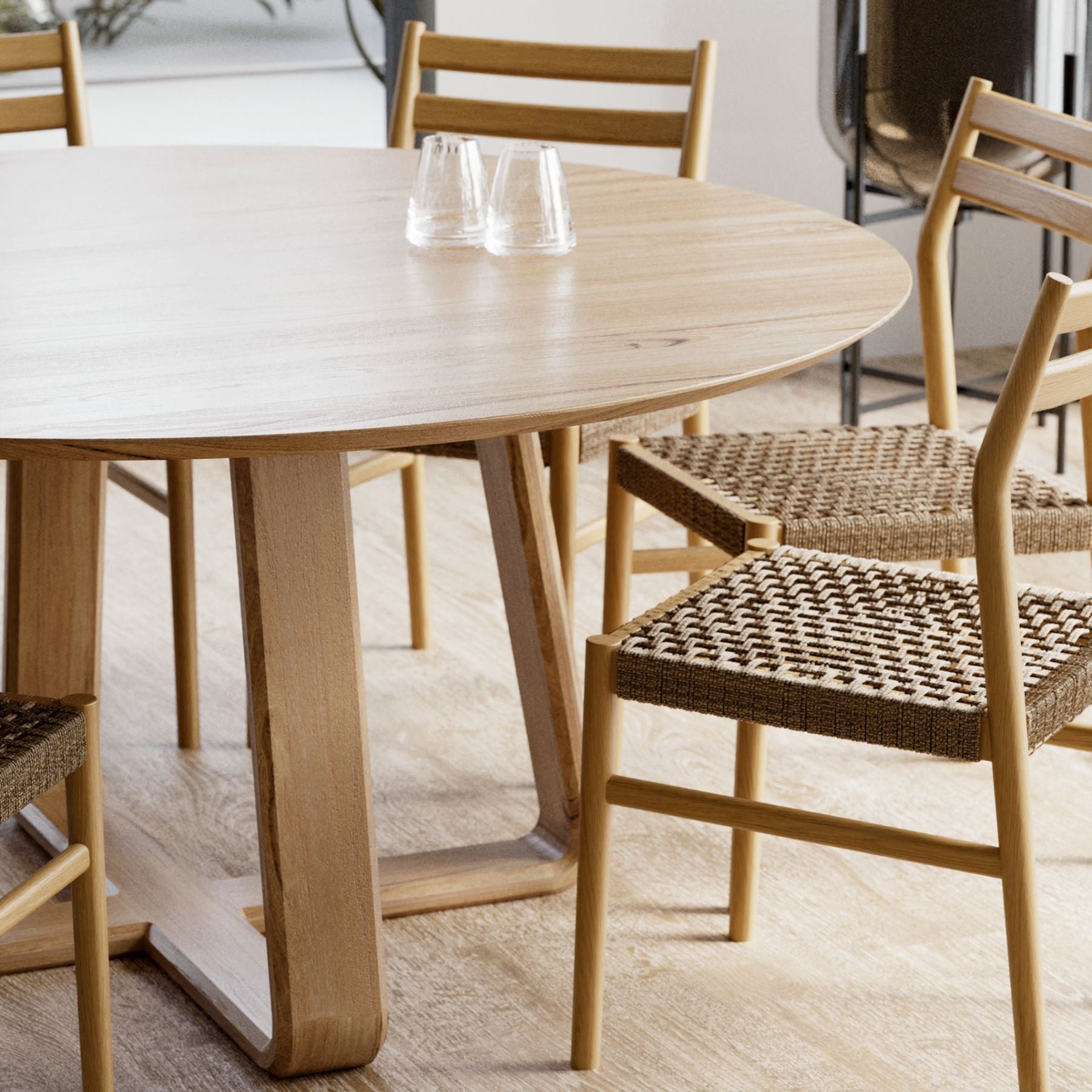 Erik Round Dining Table 160cm | Wormy Chestnut