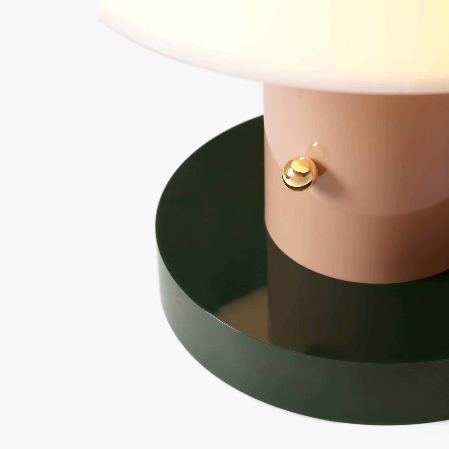 Setago  Portable Table Lamp