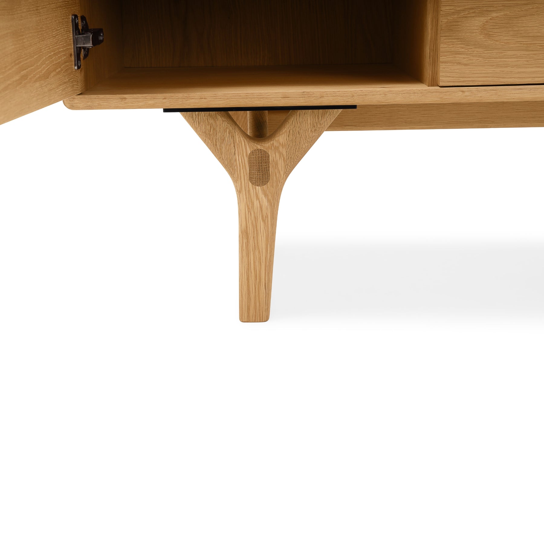 Hendrik Sideboard| American Oak