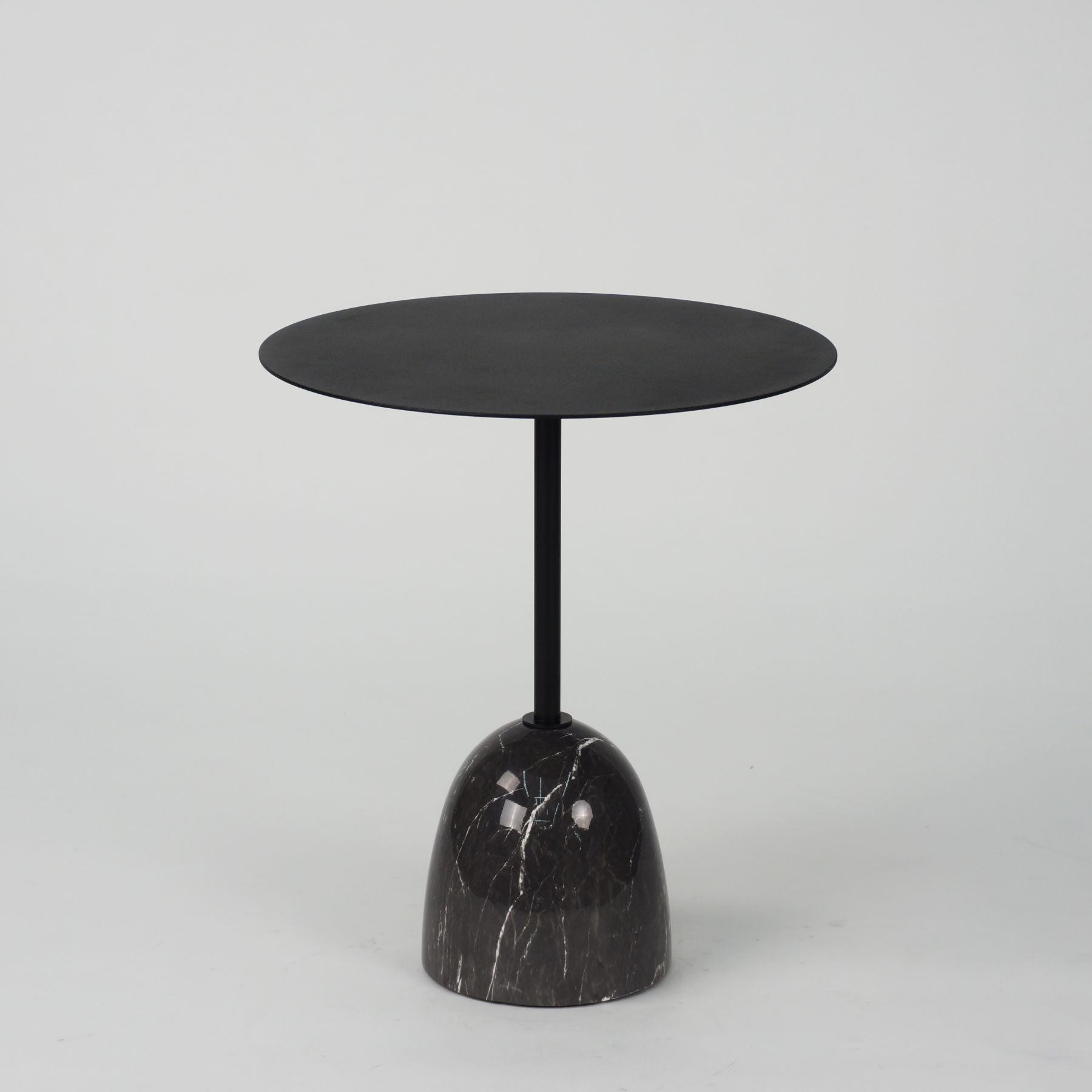 Tomi Side Table | Black Marble